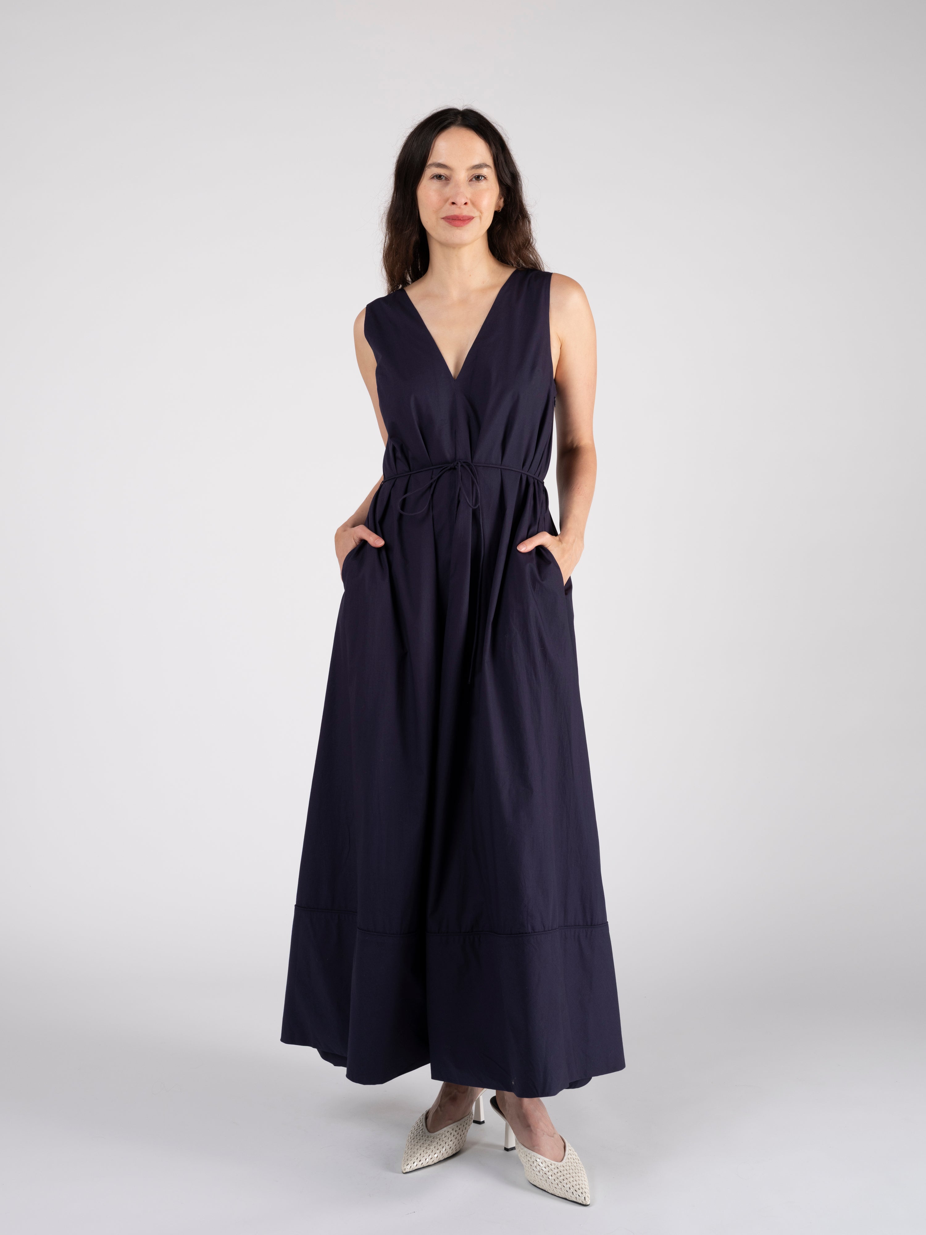 laurel grey dress Women's Laurel Grey Floral V-Neck Maxi Dress